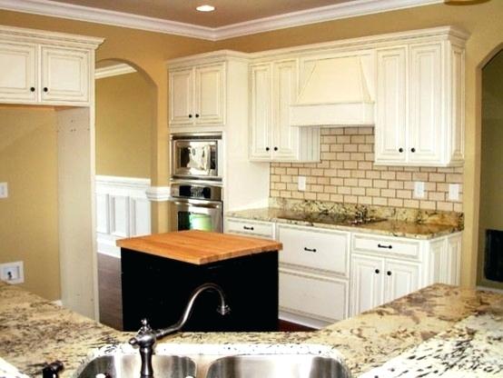 white distressed kitchen cabinets painted distressed kitchen cabinets traditional kitchen distressed white kitchen cabinets photos